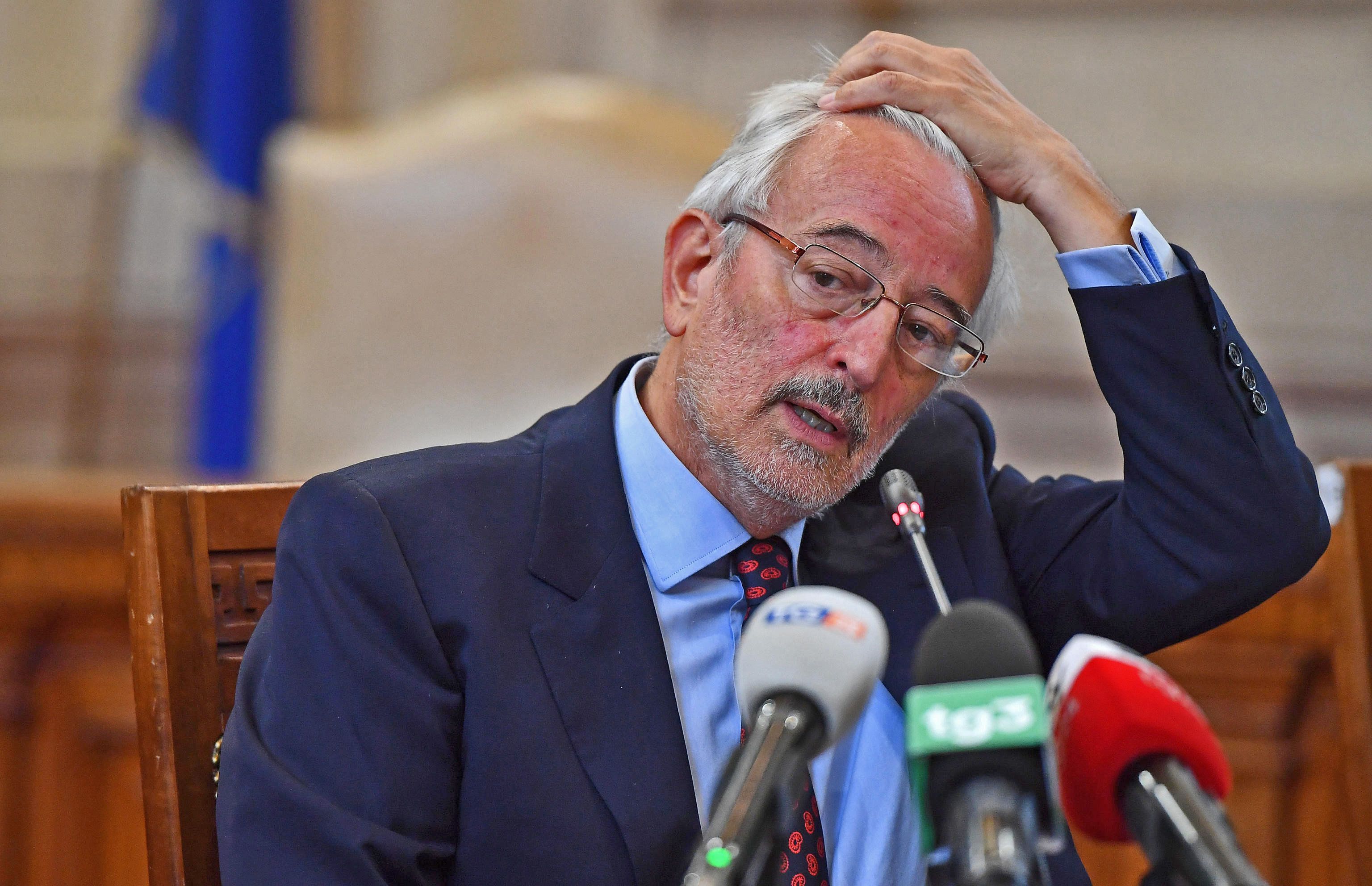 Metà dei magistrati rischia il processo