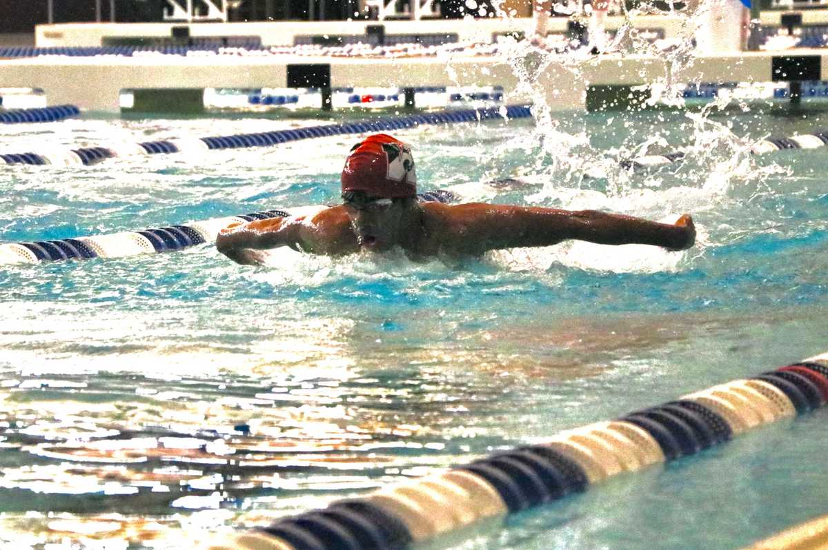 VYPE U: Soaked in Red & Green