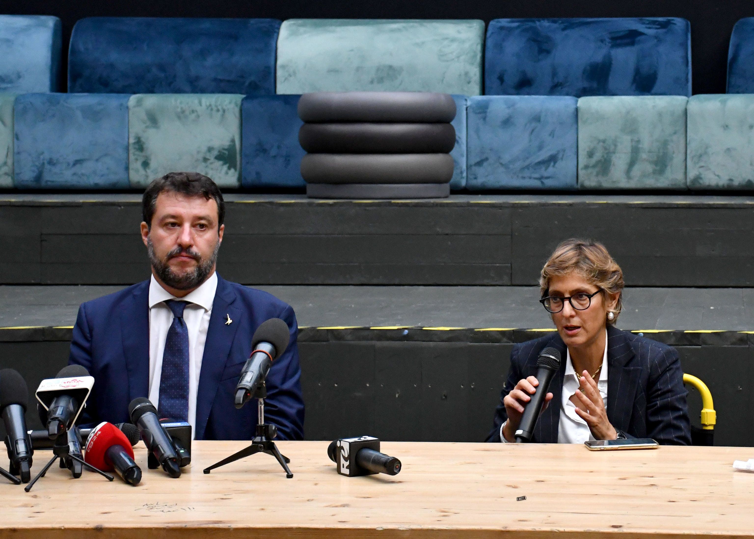 A Salvini per vincere serve l’archiviazione. Il processo fa a pezzi la democrazia