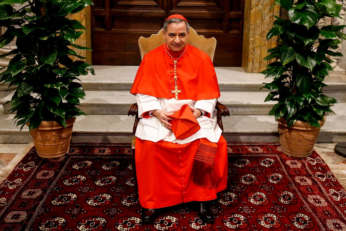 Nell’inchiesta sui fondi vaticani spunta la donna legata a Becciu