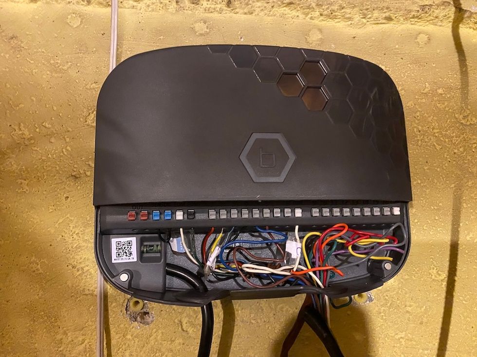 Inside Orbit XR controller