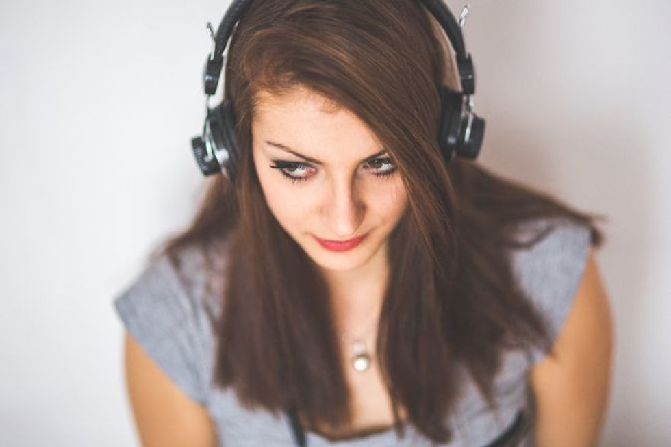 11 Chill Songs To Get You in the Fall Mood