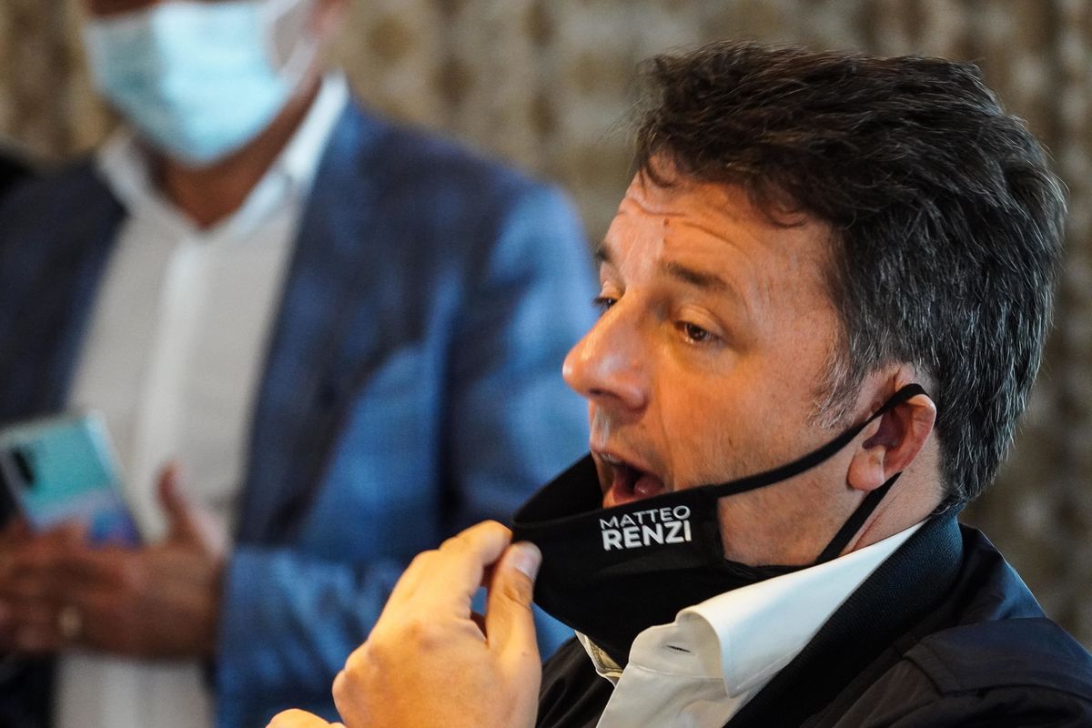 Renzi a corto di poltrone vuole ritornare al Pd