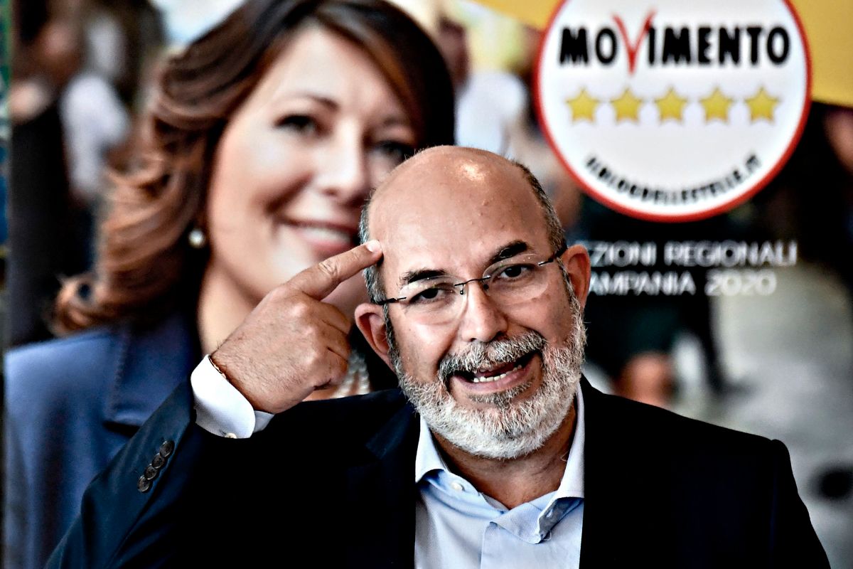 Con gli Stati generali Crimi allunga l’agonia pentastellata di un altro mese