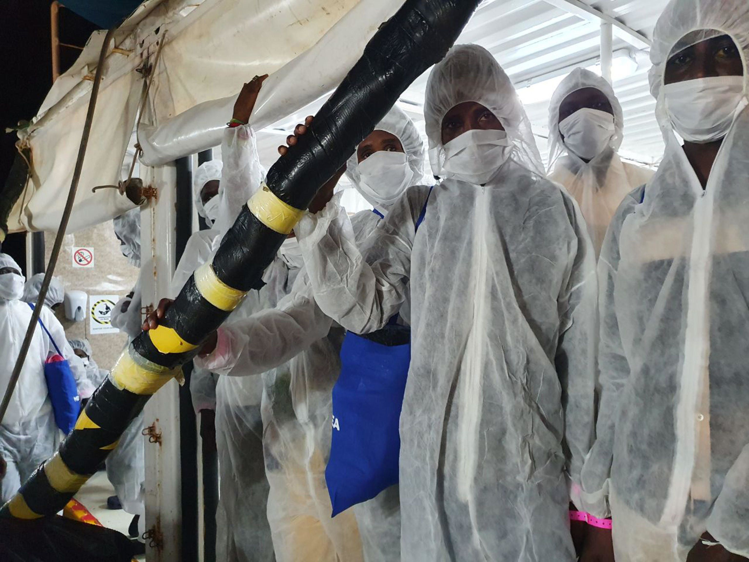 Rivolta nel centro per immigrati. Feriti tre poliziotti