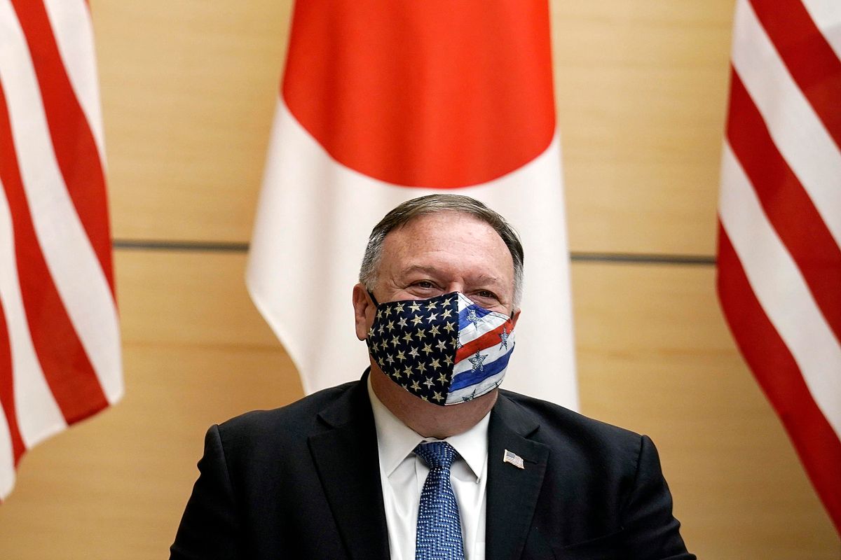 Mentre Pompeo era ancora a Roma Conte firmava decreti sul 5G cinese