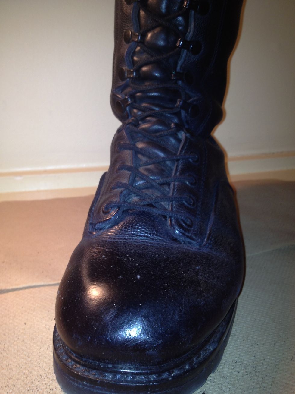 How to polish combat boots - B+C Guides