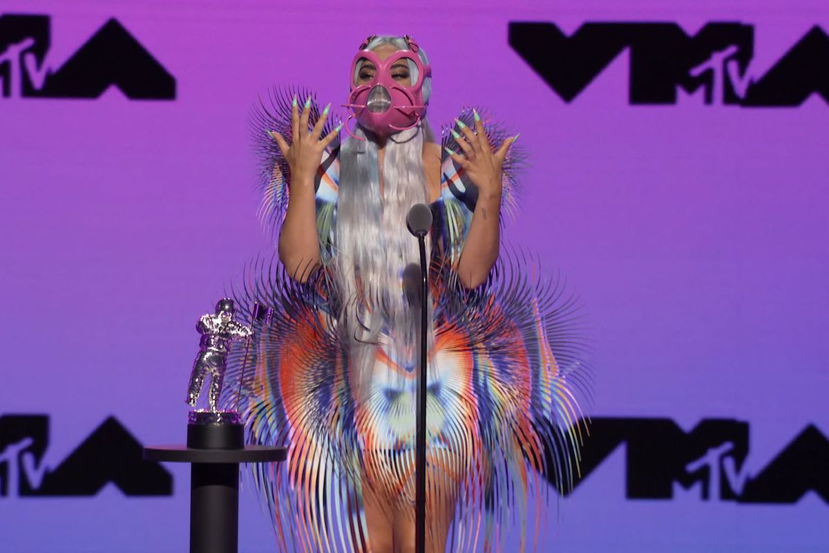 Lady Gaga Filmed A Video For Chromatica Cut 911 Paper Lady Gaga Filmed A Video For Chromatica Cut 911 Paper