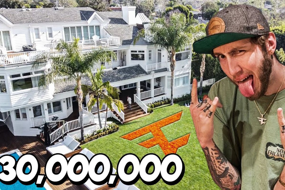 Faze House