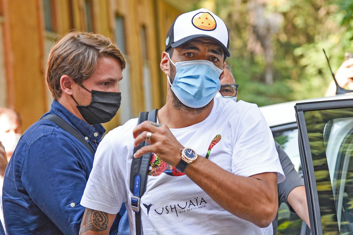 Esame di Suarez, si indaga per corruzione