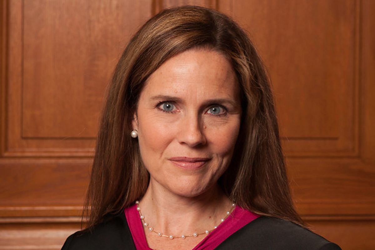 Amy Barrett, la magistrata di Trump che spaventa i fan dei «nuovi diritti»