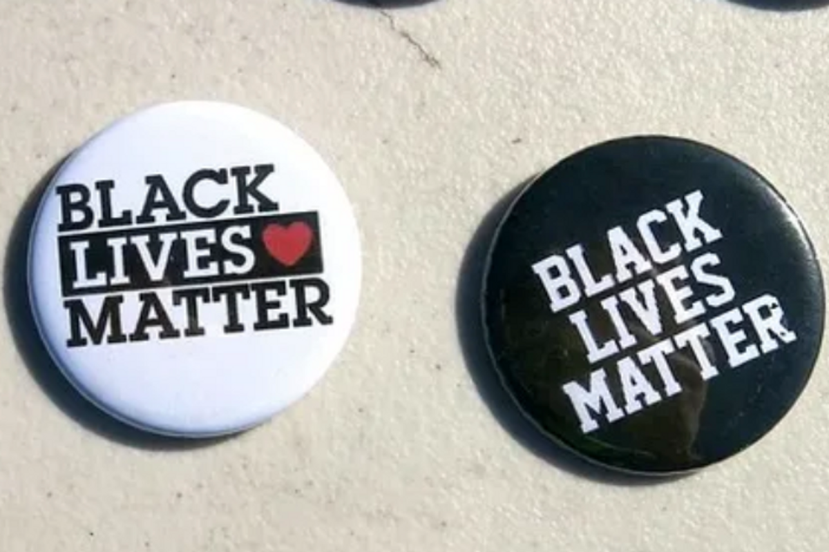 Kroger Store Demands Employees Replace BLM Buttons With Bland Corporate Wristbands