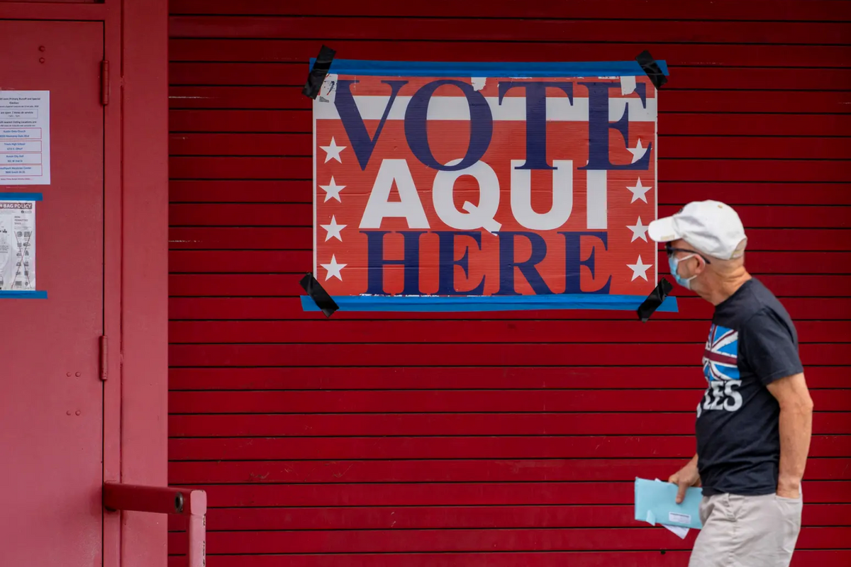 Texas begins letting people register to vote online when they’re updating their driver’s licenses