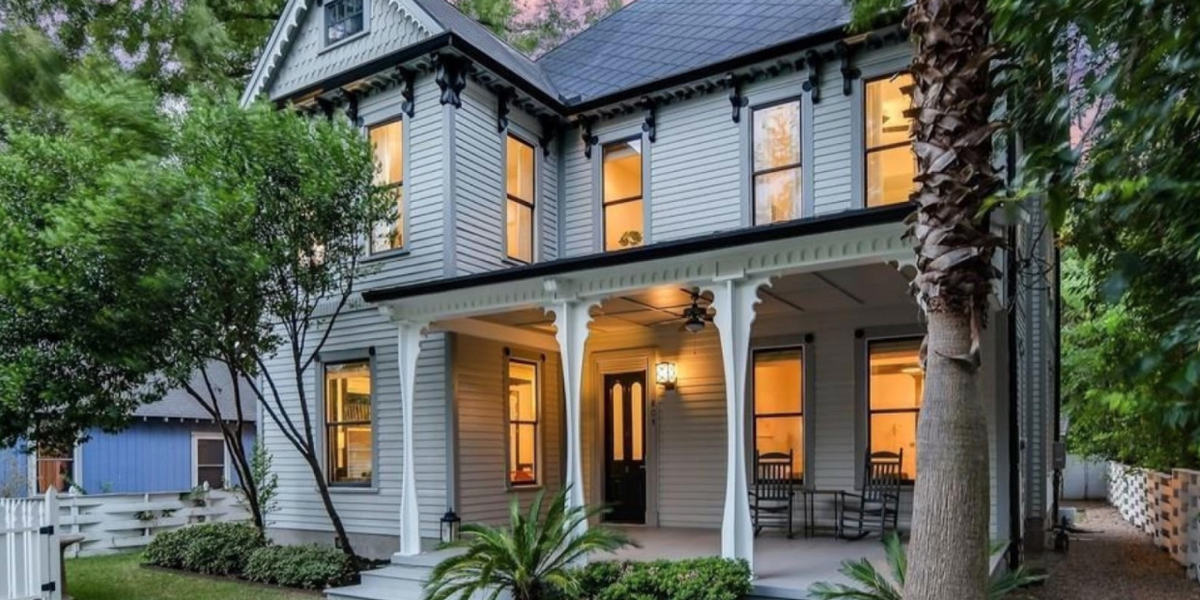 Elijah Wood's Victorian Austin home goes on the market - austonia