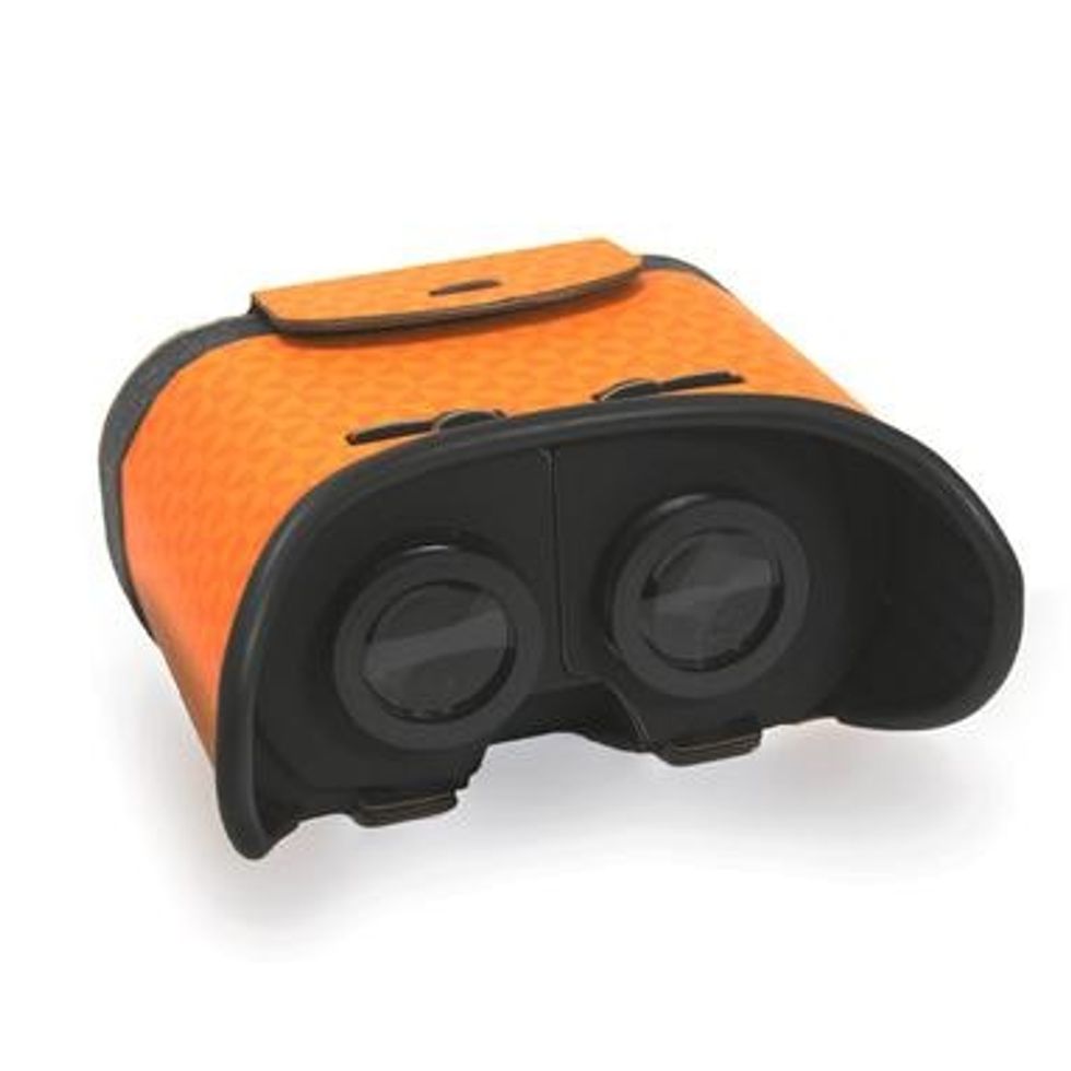 photo of Powis ViewR headset