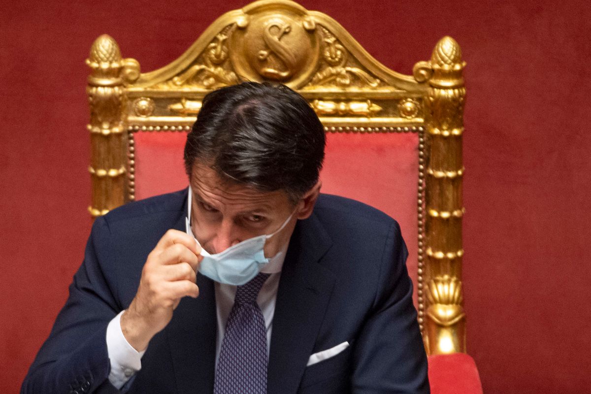 Conte in Senato dice no al lockdown mentre prepara la prossima stretta