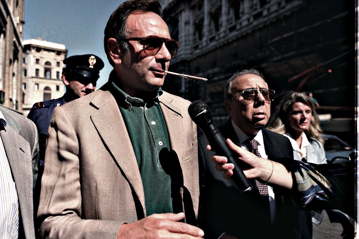 «La dama del cardinale mi chiedeva istruzioni per diventare una 007»