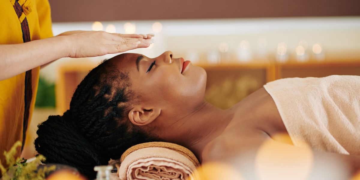 I Tried Energy Healing To Rid My Life Of Toxicity