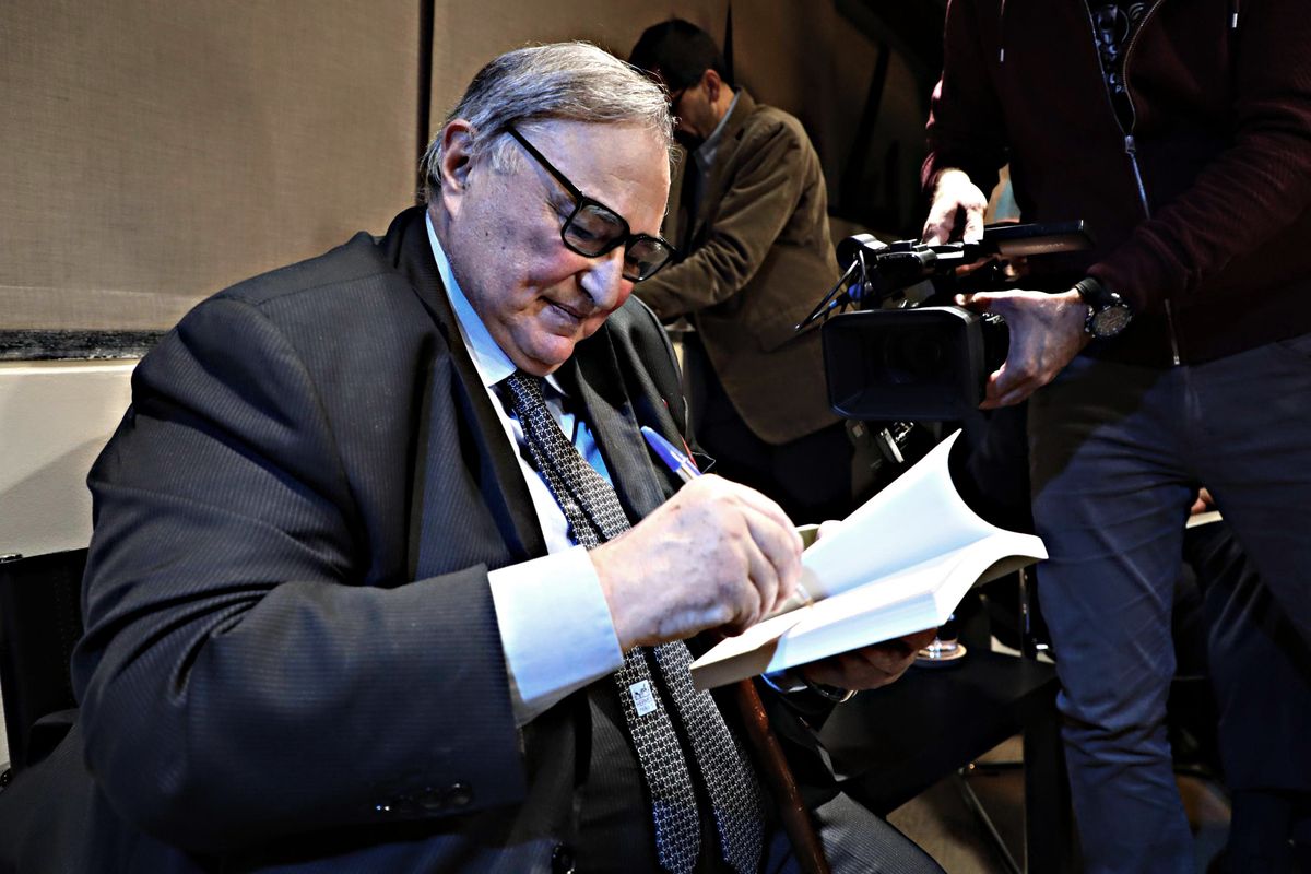 «La Cina vuole occupare i nostri porti col consenso di Berlino»