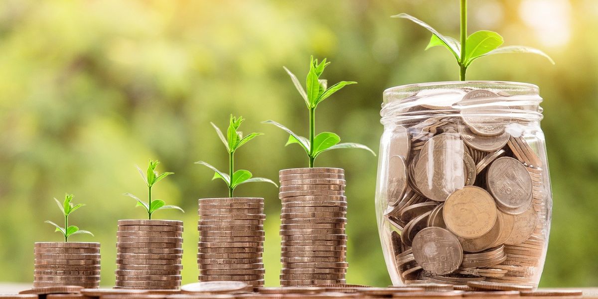 People Share Their Best Side Hustles To Make Some Extra Money