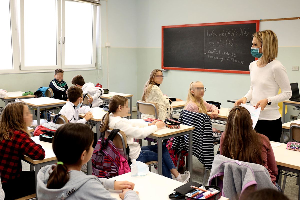 Malattia ai docenti in quarantena. Stop alla didattica anche a distanza