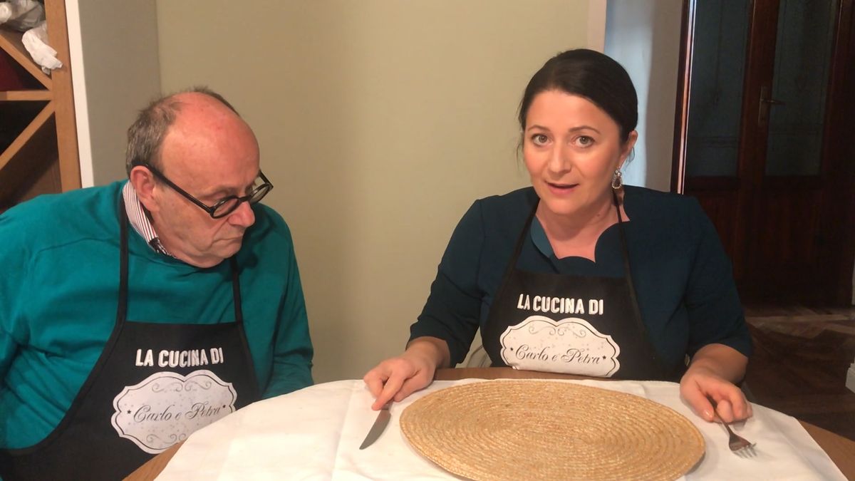 Le pillole di galateo di Petra e Carlo: come apparecchiare la tavola