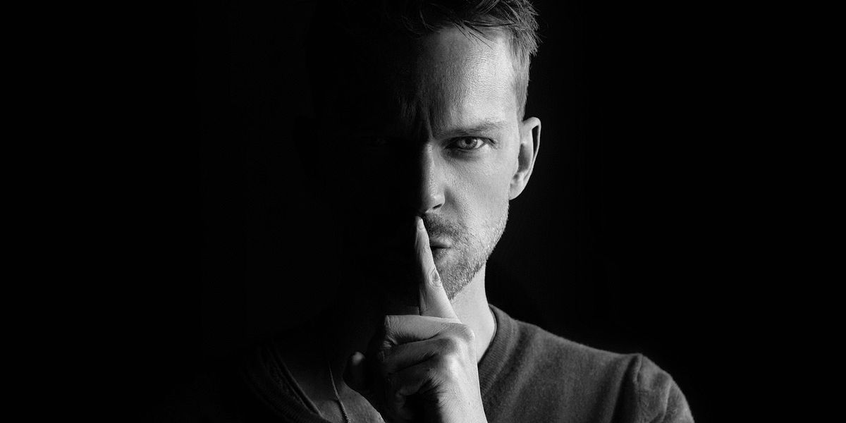 People Confess Dark Secrets About Regular Life Everyone Should Know