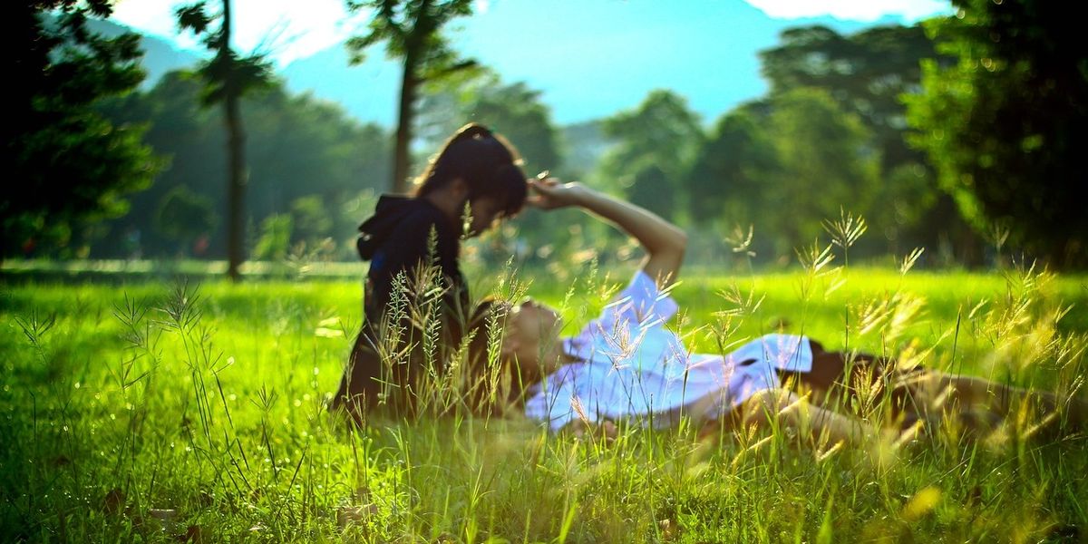 People Divulge What Happened To Their High School Sweetheart