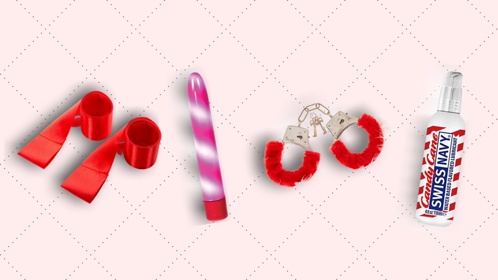 15 Festive Sex Toys To Get Your Jingle On Down Below