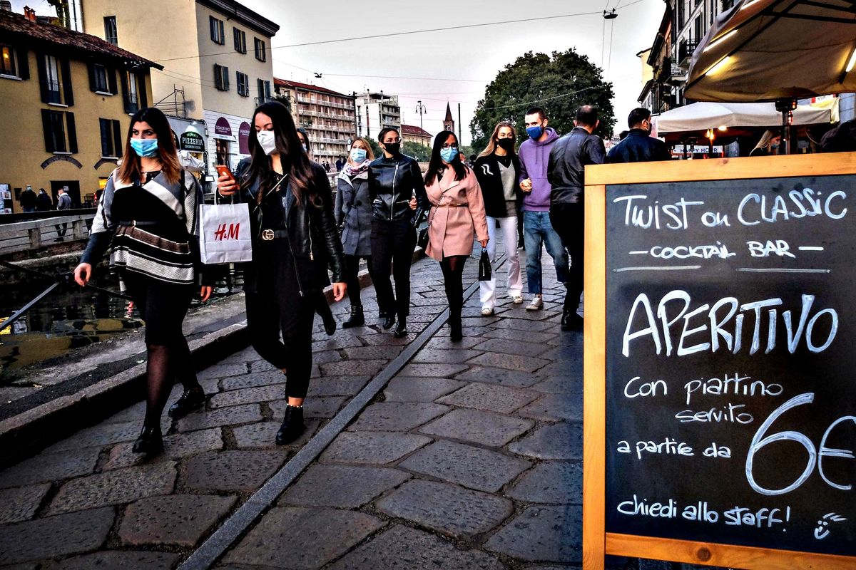 Lombardia, coprifuoco 23-5. Ok di Speranza