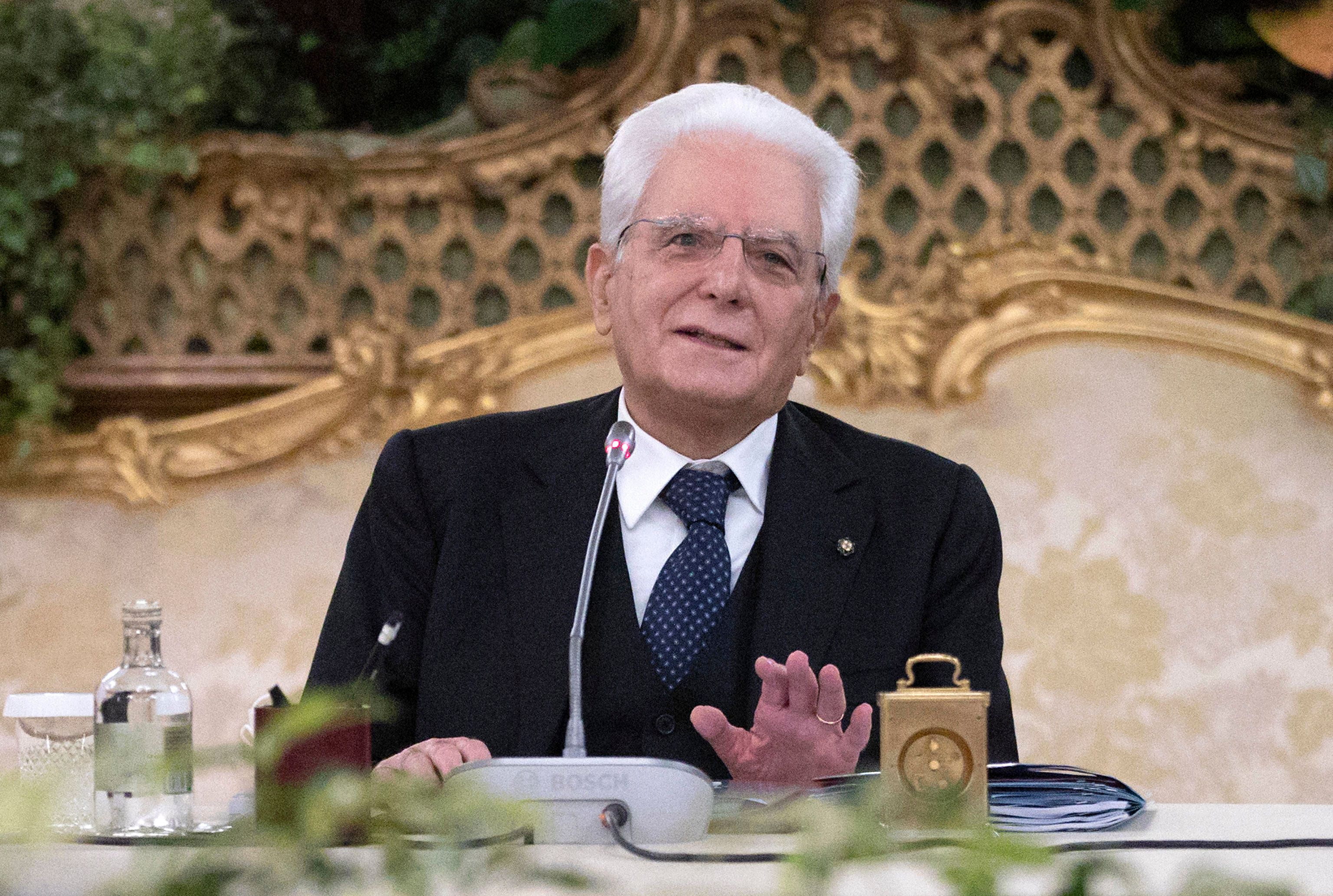 Il sussurro di Mattarella: patrimoniale