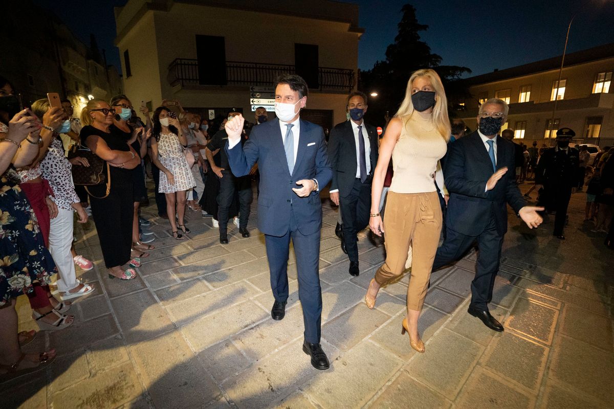 «Topi nei camerini e insetti sul cibo. I lavori da incubo all’hotel Plaza»