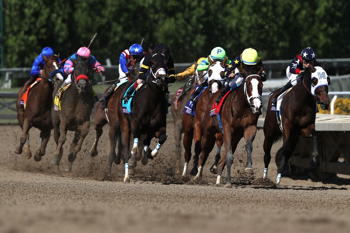 Analysis and plays for Friday's Breeders' Cup races at Keeneland