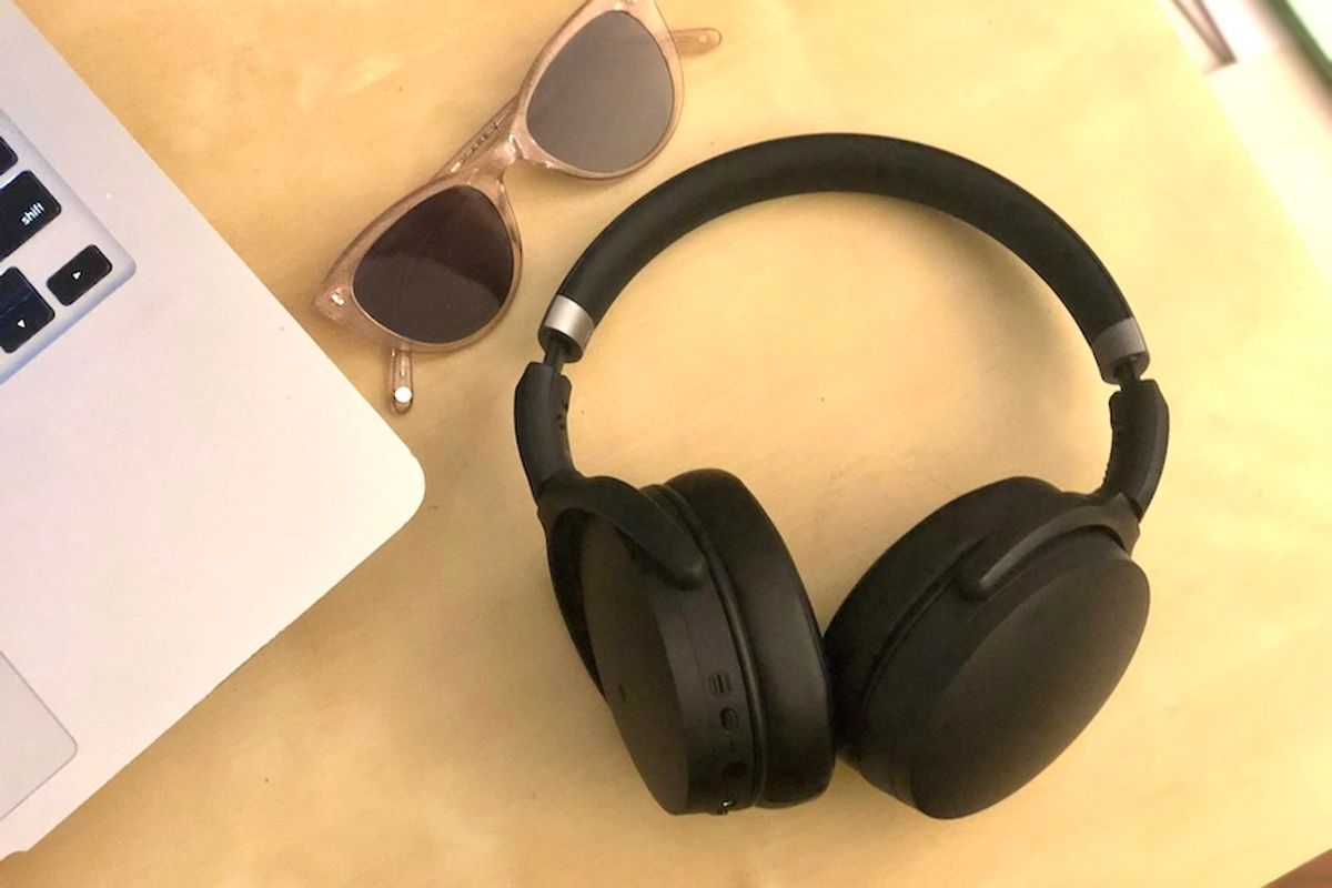Bluetooth headphone adapters for airplane in-flight movies - Gearbrain