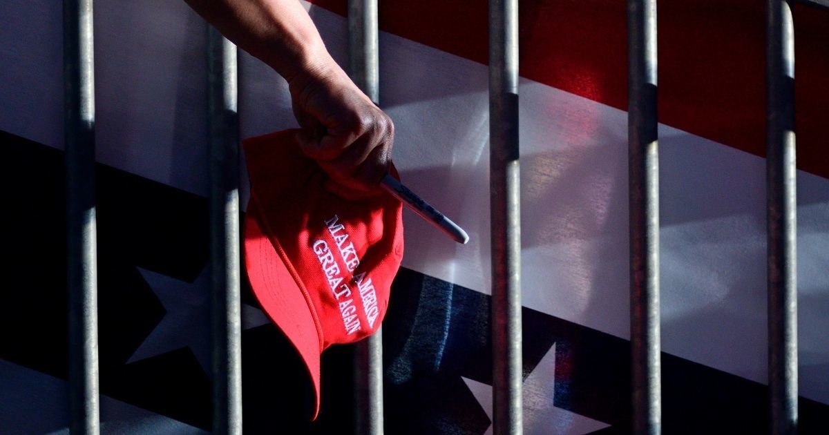 Conservatives' Claim That Sharpies Were Planted In Arizona To Invalidate Trump Votes Gets Debunked
