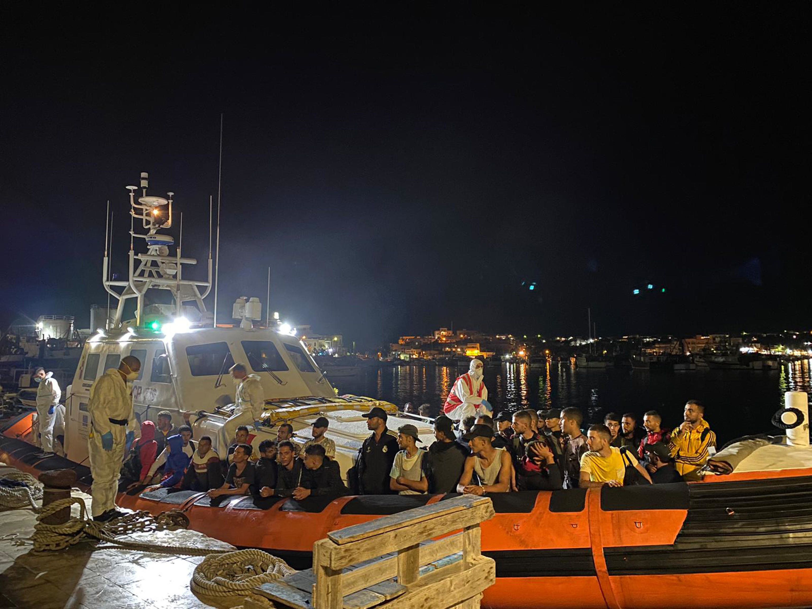 Ma i terroristi  continuano a sbarcare