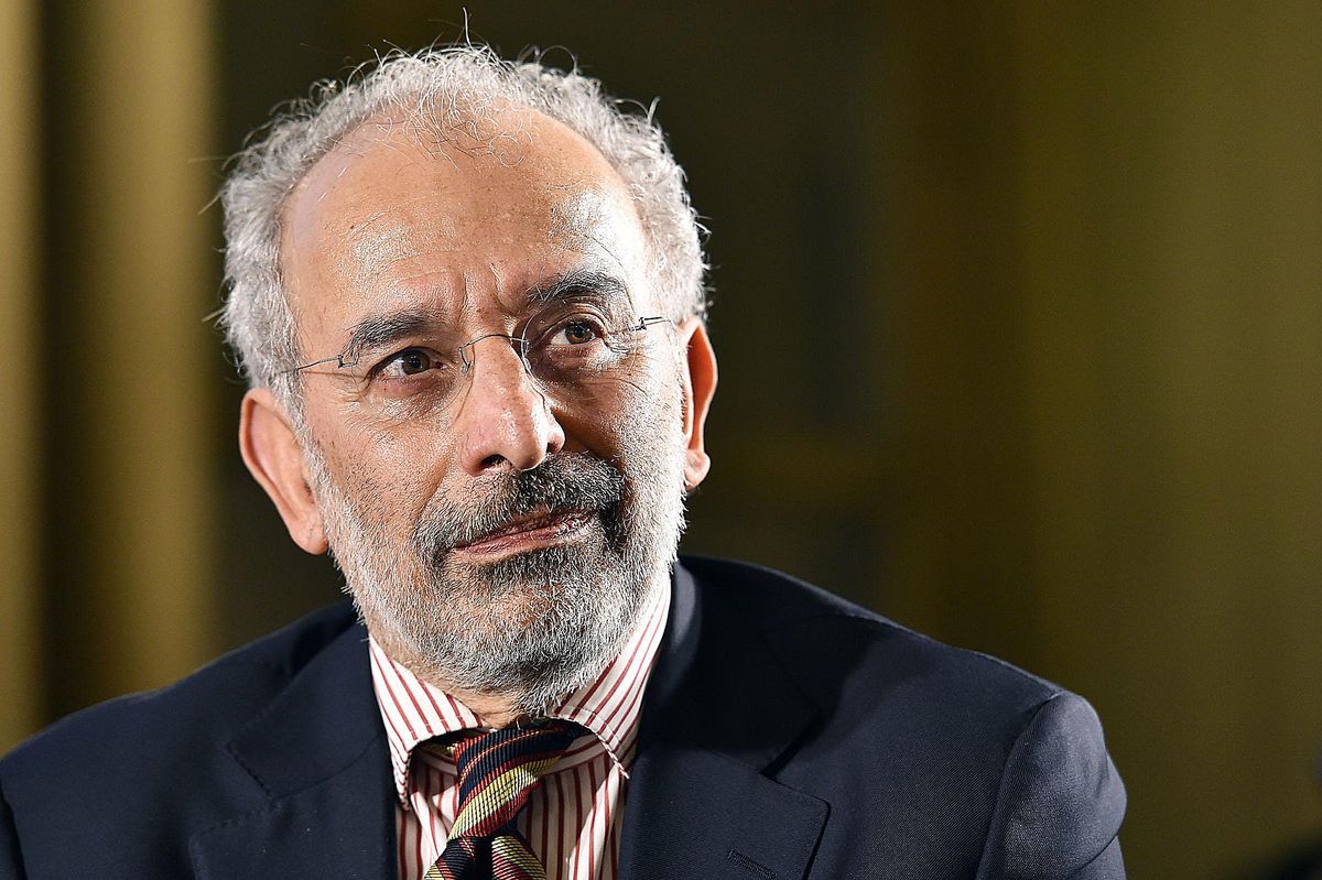 Il manifesto di Lerner per celebrare i compagni col Rolex