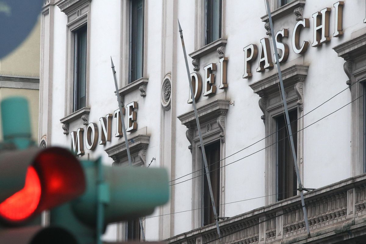 Rosso di 451 milioni nel trimestre di Mps. «Chi se lo prende?»