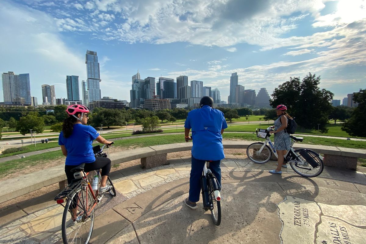 Capital Metro offers free bike, bus rides during election