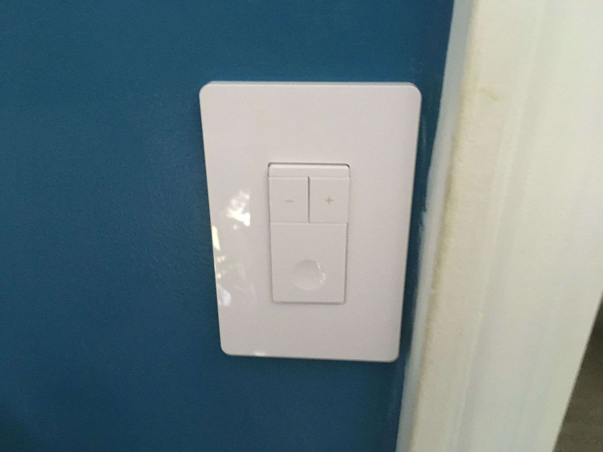 Wireless Remote Control 3 Outlet Plug On OFF Electrical Grounded Wall Switch  White - Hubs & Switches - New York, New York, Facebook Marketplace