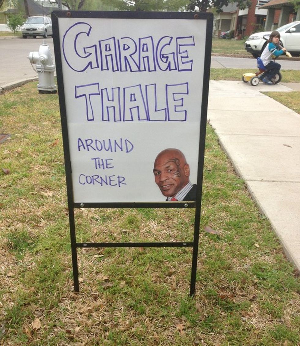 29 of the Funniest Yard Signs You've EVER Seen | 22 Words