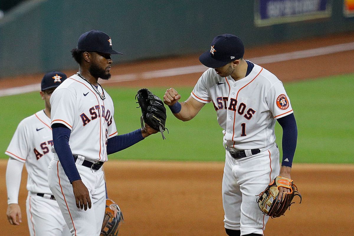 Astros Cristian Javier, Carlos Correa