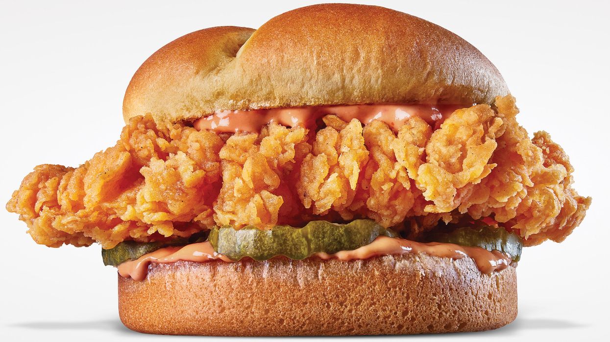 Zaxby's is reigniting the 'Chicken Sandwich War' with its new signature chicken sandwich