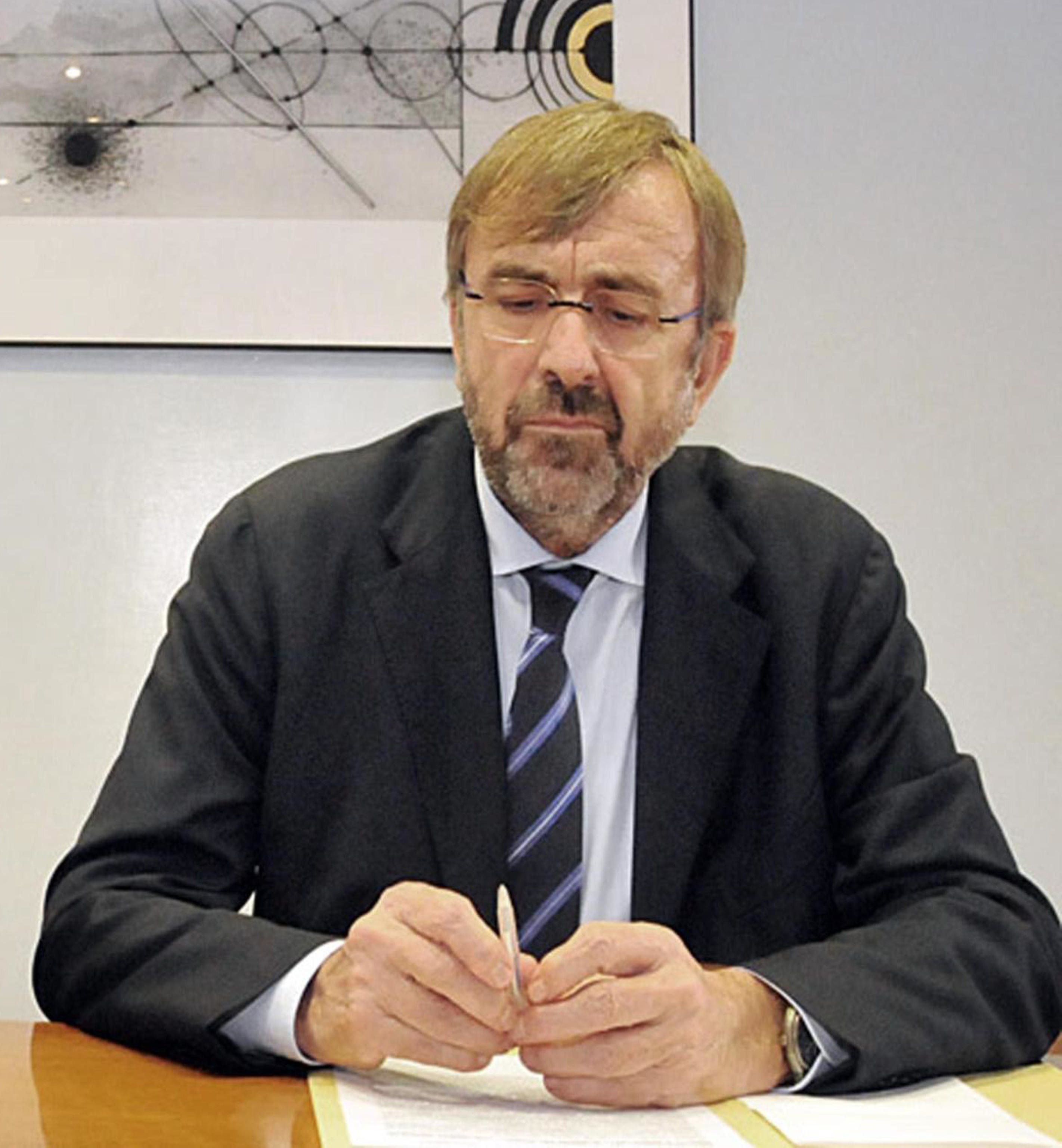 In Calabria è peggio la toppa del buco. Conte s’affida a un lottizzato no mask