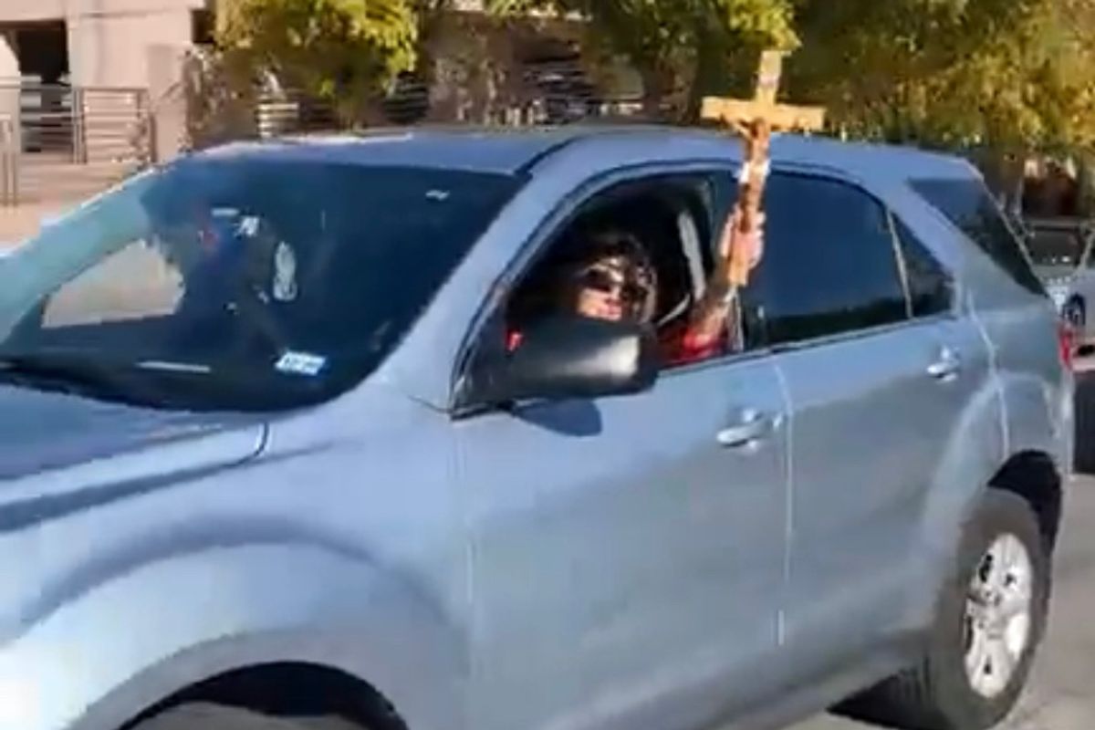 Trump protestors compare 2020 election with the crucifixion of Christ