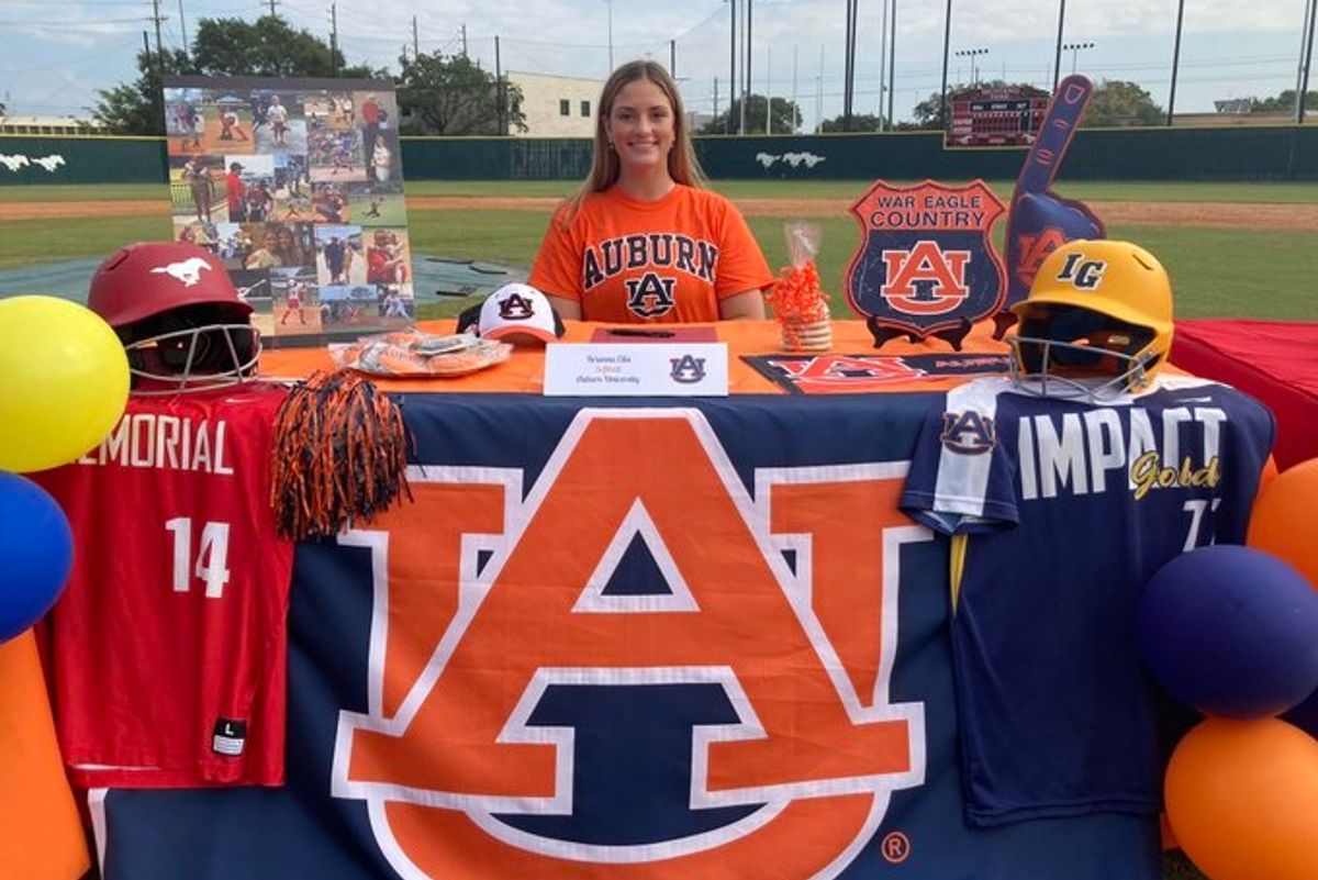 National Signing Day: 11 Memorial High School standouts sign dotted line