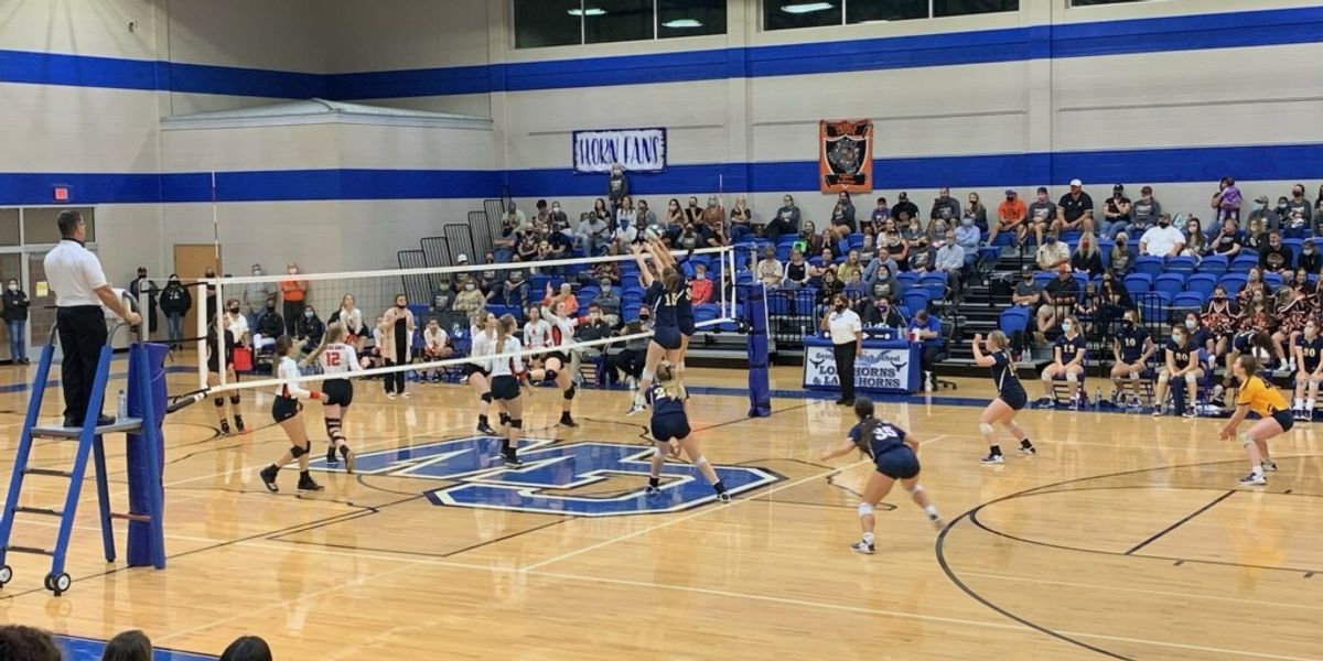 Poth Volleyball Looking to Go All the Way! VYPE