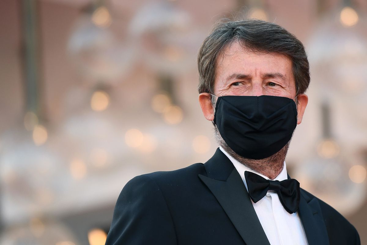 Soldi per Arcuri e l’Istituto Luce. Alle piccole imprese solo schiaffi