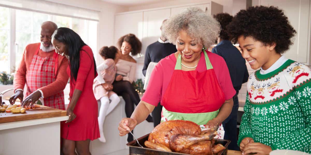 black-famiy-cooking-christmas-dinner