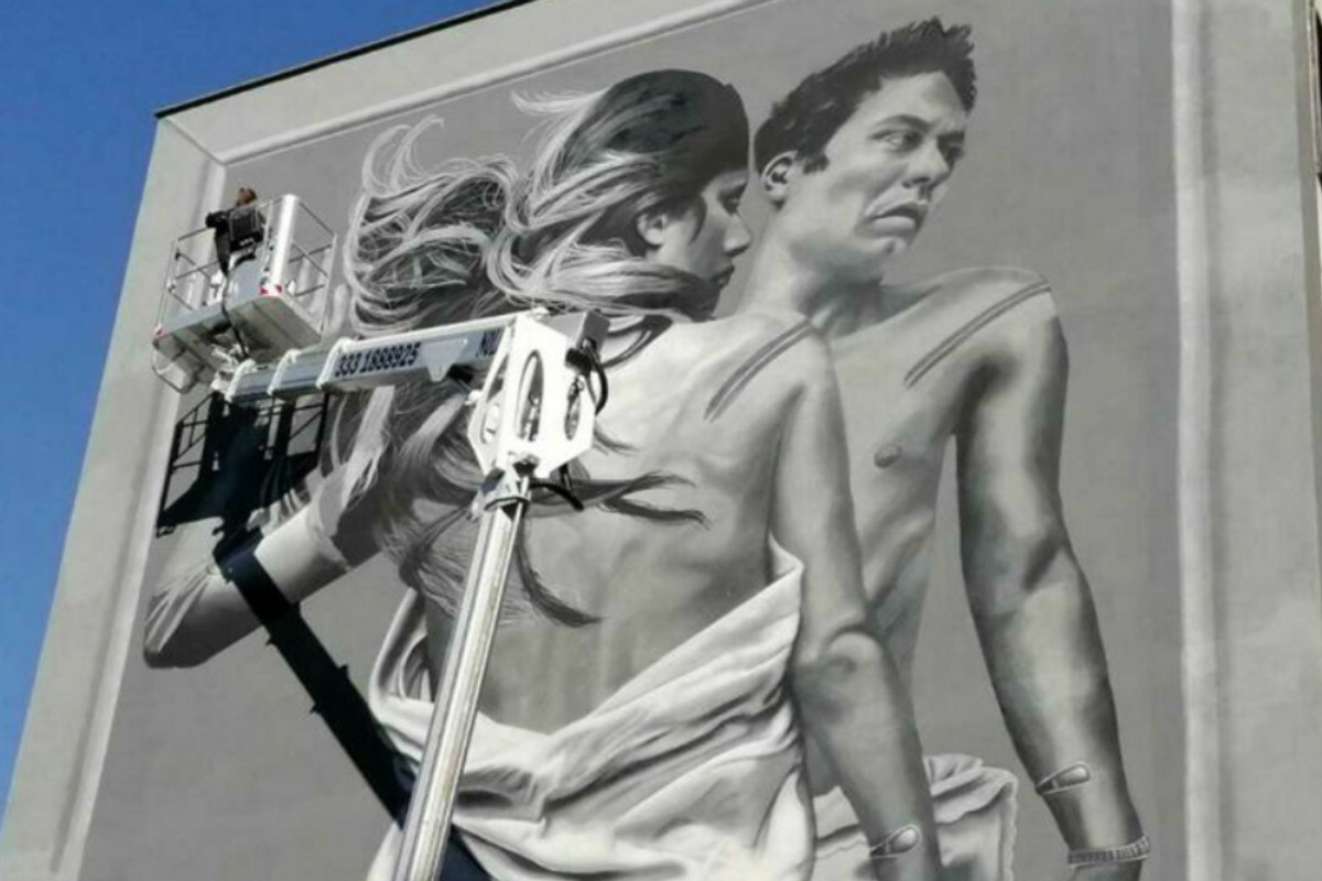 Omofobia Roma, Pro Vita e Famiglia: «Ci mancava il murale-marchetta alla comunità Lgbtqia+»